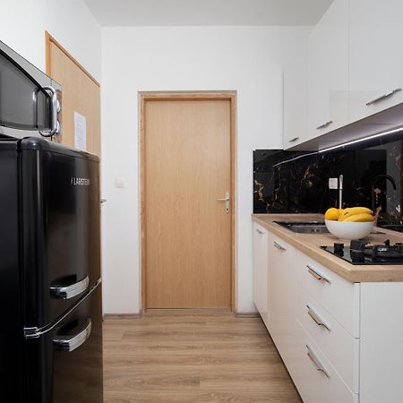 Apartments Jakoplic เมดูลิน ภายนอก รูปภาพ